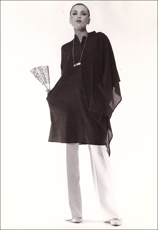 1982-1983 Black tunic with white pants
